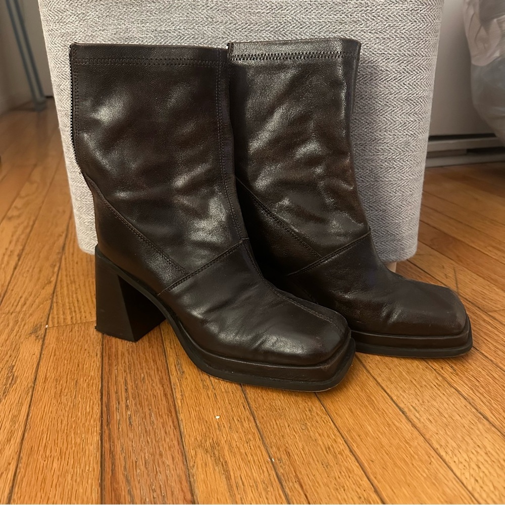 Urban Outfitters Brown Leather Ankle Chunky Boots Size 9 Women’s Square Toe
